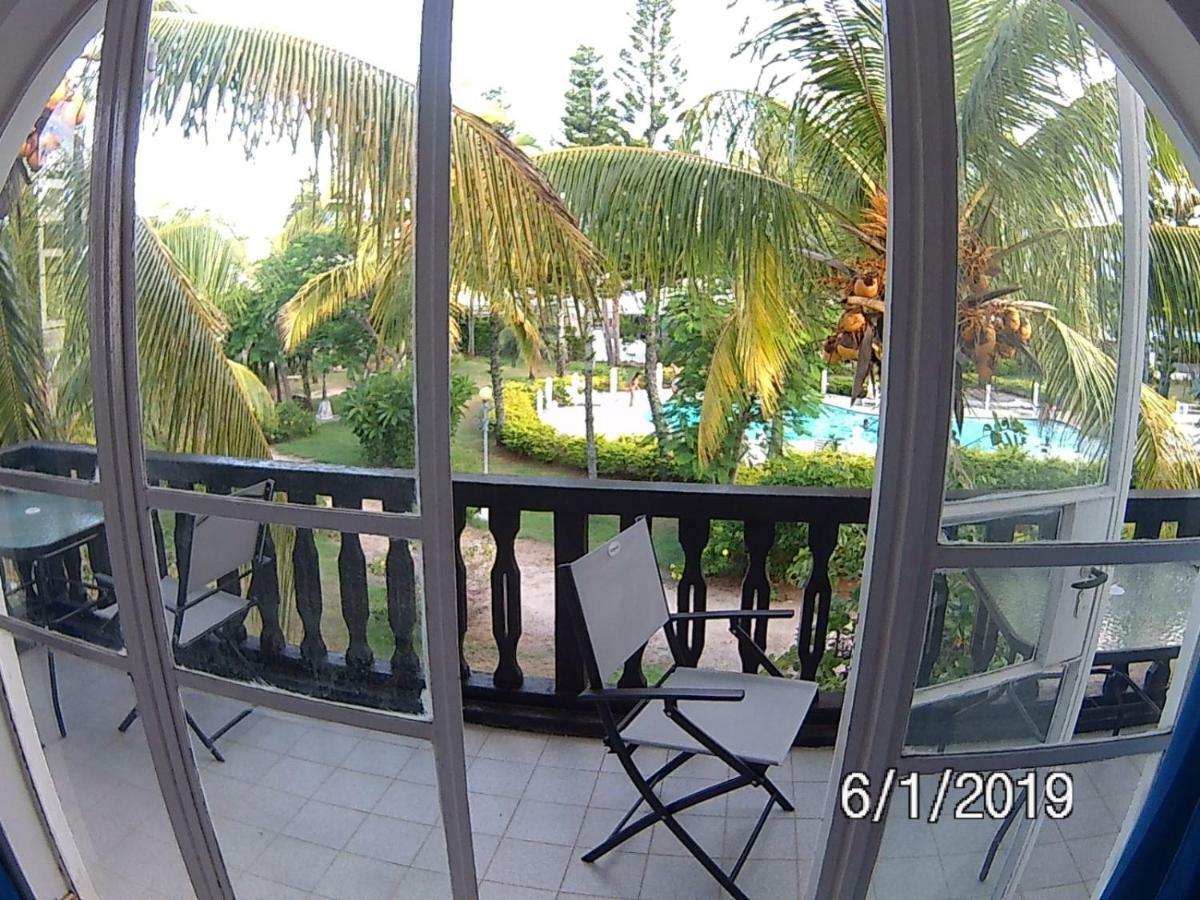 La Francaise Hotel Pereybere Beach Bagian luar foto